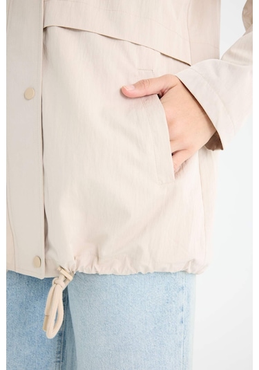 Defacto Su Geçirmez Regular Fit Kapüşonlu Fermuarlı Yağmurluk E8605ax25aubg501 Bej Defacto Su Geçirmez Regular Fit Kapüşonlu Fermuarlı Yağmurluk E8605ax25aubg501 Bej