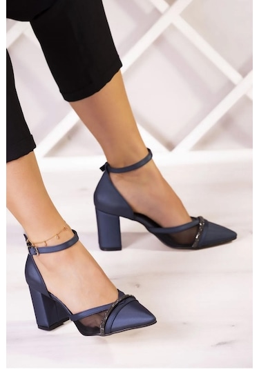 Molly Lacivert Saten Taşlı Fileli Kalın Topuklu Ayakkabı
