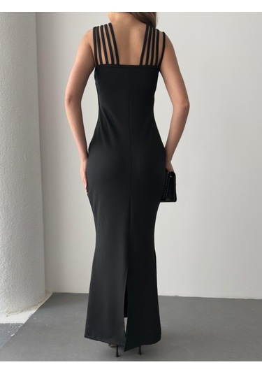 Ge Ticaret Kadın Omuz Çoklu Askılı Önü Taş Işlemeli Balık Kesim Janjan Krep Maxi Boy Elbise Siyah