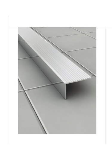 L Model Metal Merdiven Basamak Profili Merdiven Çıtası Köşebent Bitim Profil 4cm 2cm 1,35cm -