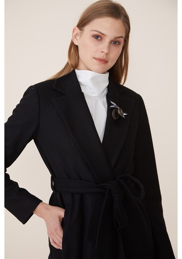 Siyah - Erkek Yaka Aksesuarlı Kaban Siyah