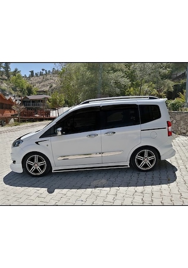 Ford Courıer Piano Black Çamurluk Venti