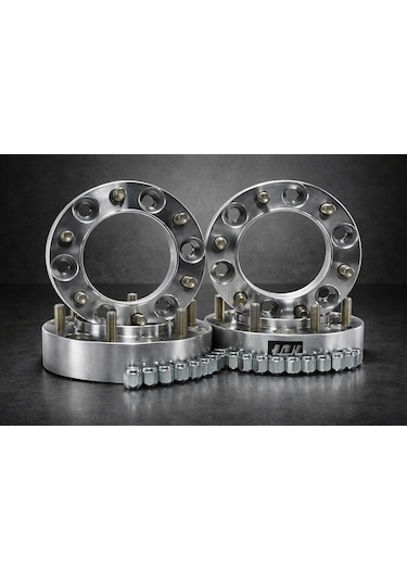 Toyota Hilux 6x139,7 3 Cm - 4 Adet Spacer + Bijon Seti
