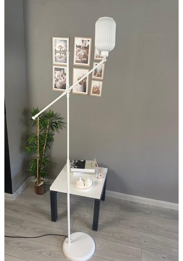 Wingmn Beyaz Cam Lambader Makas Gövde Modern Metal Oturma Odası Zemin Lambası Beyaz