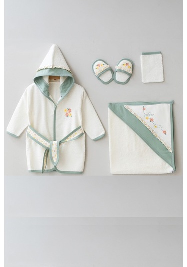 Çiçek Nakışlı Gaye Bebek Havlu Bornoz Seti Organik Antibakteriyel