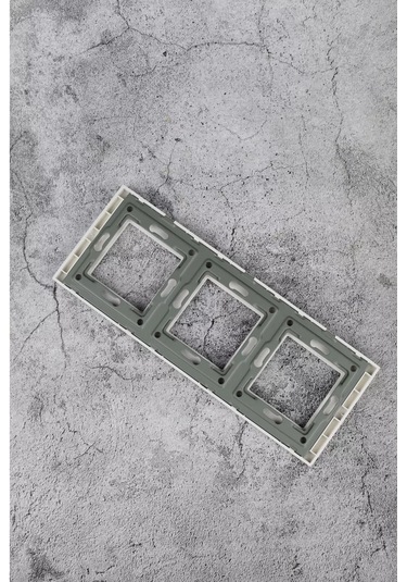 Vo'stabl Prizler Ve Anahtarlar İçin Beyaz Üçlü Çerçeve 185294620