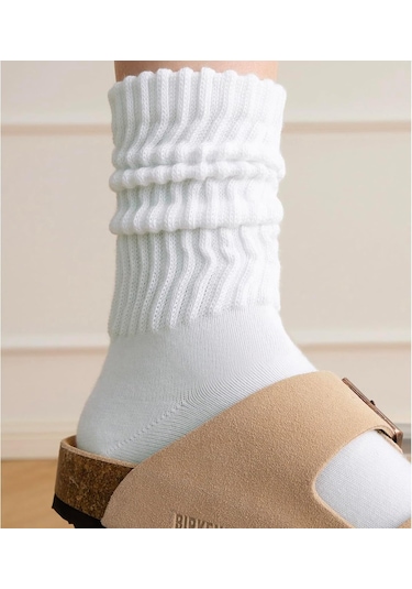 Neevoyu Siyah Düz Dikey Çizgili Koluğu Dolgulu Orta Boy Bacak Çorabı 1 Adet - 95% Poliester 5% Spandex Siyah