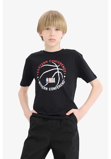 DeFacto Erkek Çocuk NBA Wordmark Bisiklet Yaka Kısa Kollu Tişört E4835A825SMBK81 DeFacto Erkek Çocuk NBA Wordmark Bisiklet Yaka Kısa Kollu Tişört E4835A825SMBK81