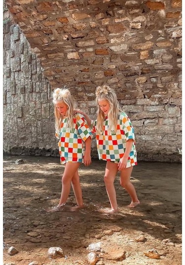 Kareli Kız Çocuk Şortlu Takım Beyaz