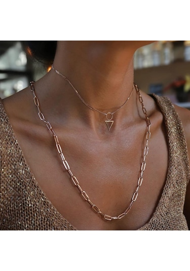 Ataç Zincir Ve Üçgen Choker Kombin