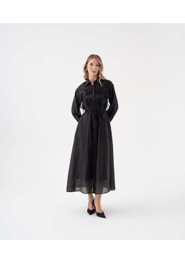 3d Çiçek Aplikeli Kuşaklı Gömlek Elbise Siyah