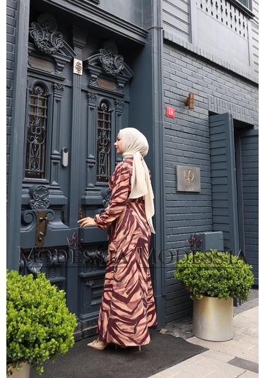 Kadın Kahve Zebra Aerobin Belden Kuşaklı Uzun Tesettür Elbise Z9512 Kahve