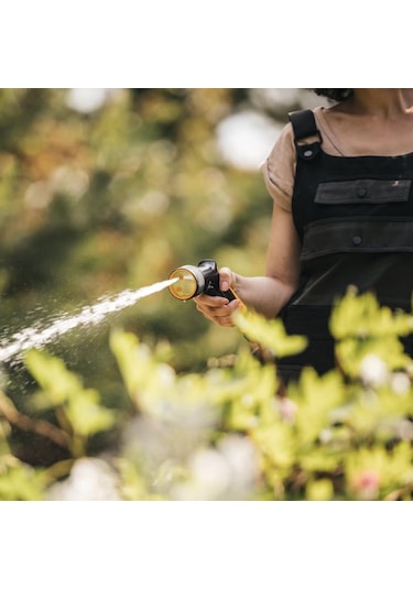 Fiskars 1065483 Üç Fonksiyonlu Sulama Tabancası