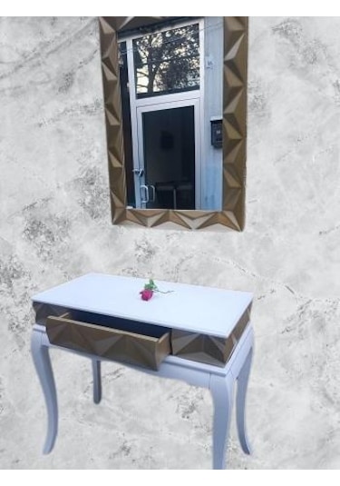 Dresuar Piramit Model90519 Kayın Lükens Ayak Mdf Tabla Ve Ayna Gold Beyaz Elyapım Beyaz