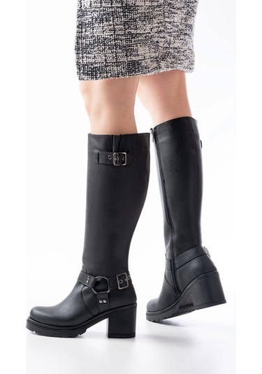 Siyah Toka Aksesuarlı Fermuarlı Günlük Kalın Topuklu Kadın Bot Siyah