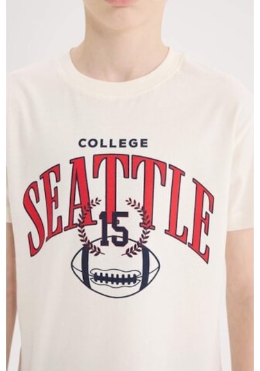 DeFacto Erkek Çocuk 2'li Takım Baskılı Kısa Kollu Tişört Esnek Belli Şort Alt E4691A825SMER118 DeFacto Erkek Çocuk 2'li Takım Baskılı Kısa Kollu Tişört Esnek Belli Şort Alt E4691A825SMER118