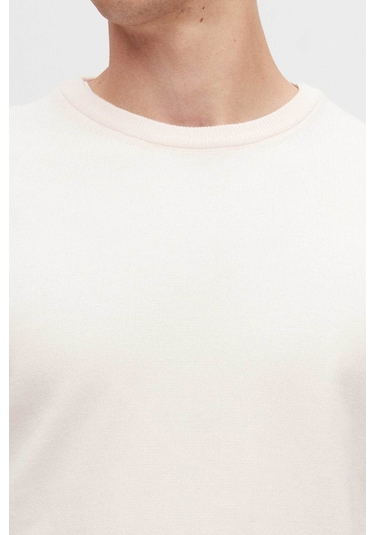 Regular Fit Pudra Tüylenme Yapmayan Bisiklet Yaka Triko Kazak Pudra