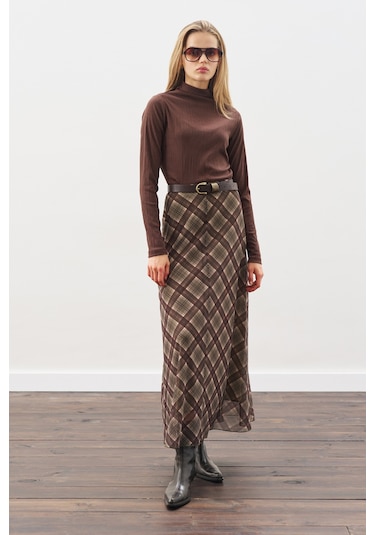 Desenli Tül Etek Yeşil Ekose Yeşil Ekose