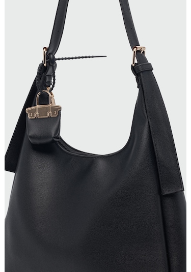 Guts Charmlı Salaş Omuz Çantası Siyah Siyah