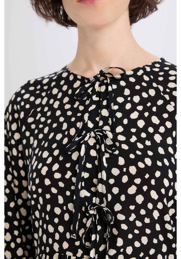 DeFacto Bisiklet Yaka Puantiye Uzun Kollu Mini Elbise E6612AX25SPBK81