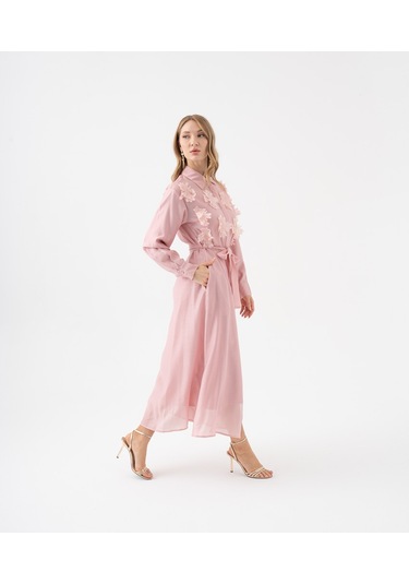 3d Çiçek Aplikeli Kuşaklı Gömlek Elbise Pudra