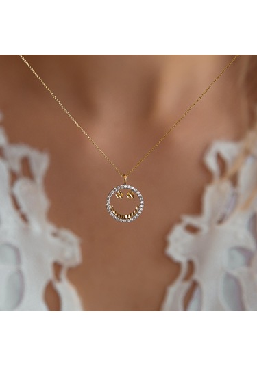 14 Ayar Taşlı Zarif Gülen Yüz Kolye