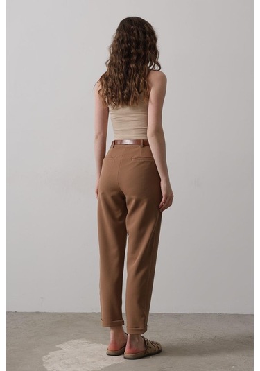 Modasize Kemerli Havuç Pantolon - Taba Taba