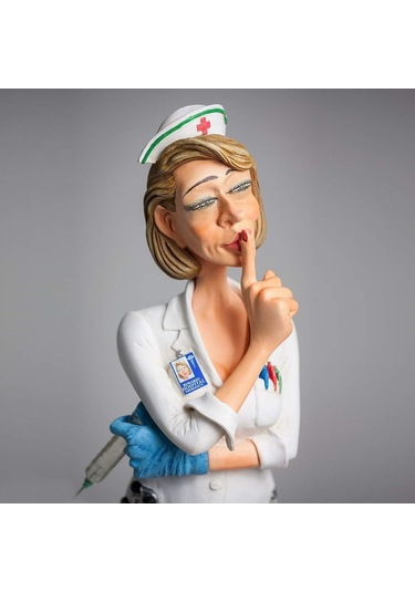 The Nurse / Hemşire - Guillermo Forchino