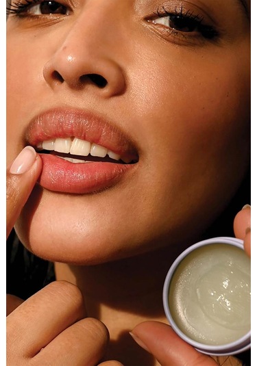 Eos Vanilla Bean Bitkisel Vegan Dudak Balsamı 12gr