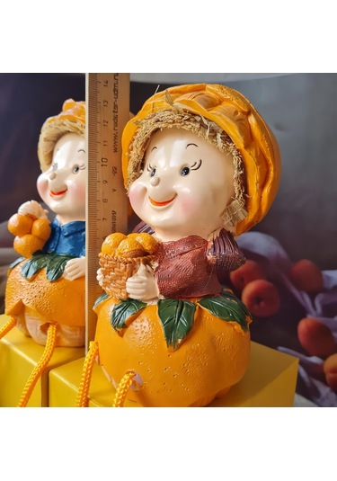 Ayakları Sallanan Portakal Kızlar Figürlü 2'li Biblo Seti Dekoratif Obje Hediyelik 24 Cm. Büyük Boy
