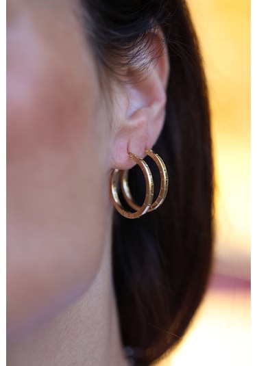 14 Ayar Altın Çizgi Detaylı Geniş Halka Küpe-2 Kp10485