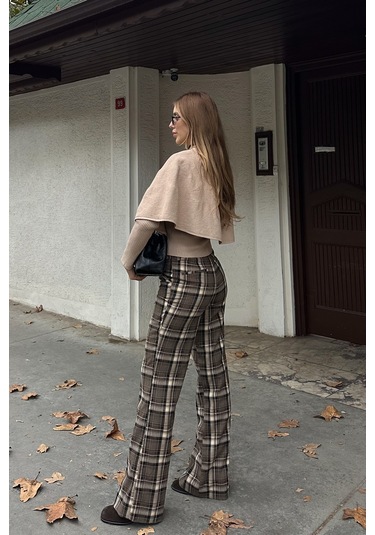 Bej Pelerin Detaylı Triko Hırka - 1317 Bej