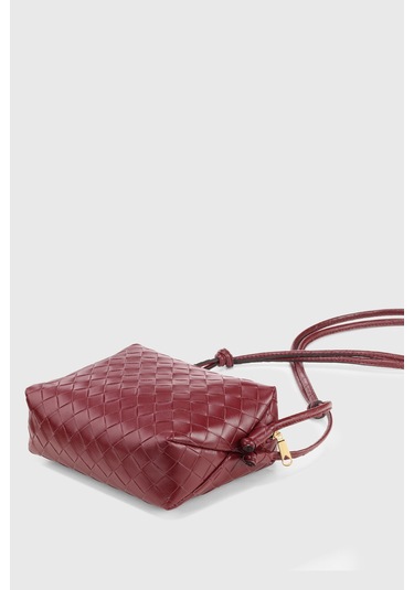 Housebags Bordo Örgü Detaylı Çapraz Askılı Çanta 260 Bordo