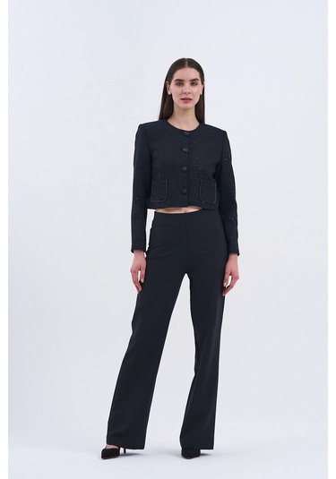 Trend Kadın Şıklığın En Modern Hâli İle Tanışın Yeni İkili Takım Siyah
