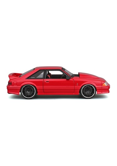 May 32549 1:24 1993 Ford Mustang Svt Cobra Model Araba -necotoys