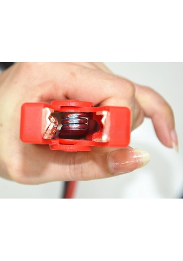 Yifomall Araç Acil Başlatma Klipsi: 10 Numara Silikon Kablolu, Ters Şarj Koruma, Standart Tasarım, Çakmak Klipsi Ek Kablosuz