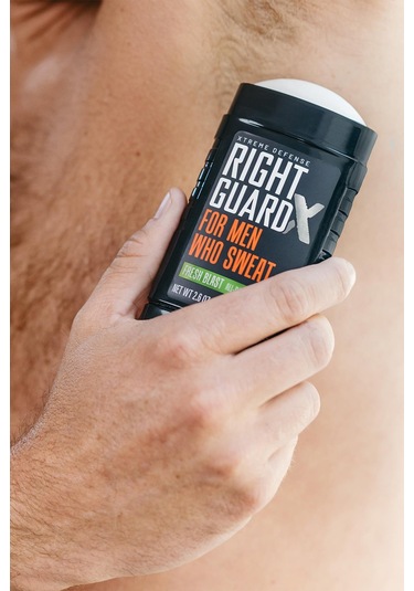 Right Guard Xtreme Defense Fresh Blast Antiperspirant Stick Deodorant 73.7gr