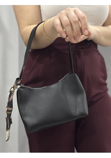 Biçomi Riwan Siyah Cilt Çanta Siyah