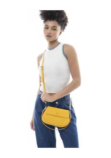 Unıted Colors Of Benetton Kadın Çapraz Çantası C.bnt 1076 Sarı