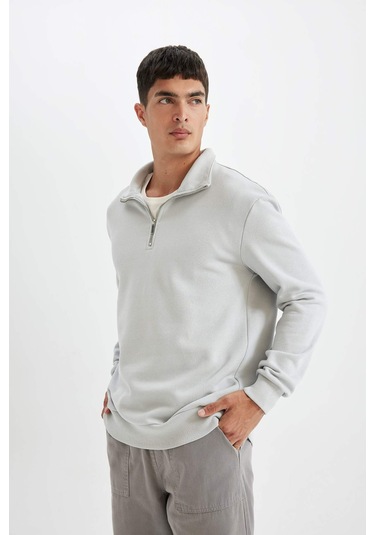 DeFacto Comfort Regular Fit Rahat Kalıp Fermuarlı Dik Yaka Basic Düz Sweatshirt X7405AZ24AUGR253