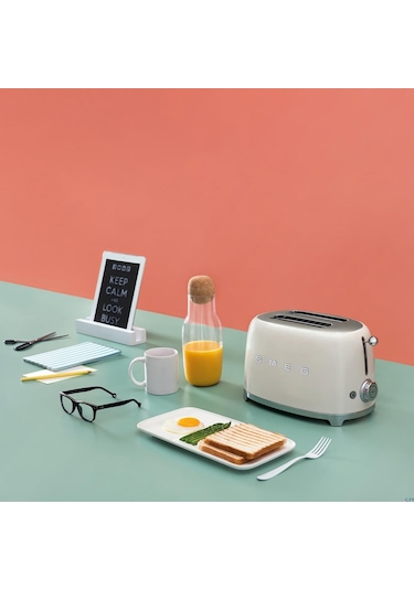 Smeg TSF0CREU Retro 2 Dilim Ekmek Kızartma Makinesi