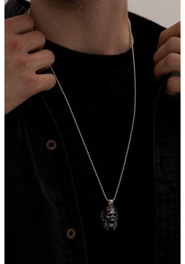 Savaşçı Kuru Kafa Figürlü Erkek Çelik Kolye - Sevgiliye - Eşe - Babaya - Arkadaşa Hediye Kolye