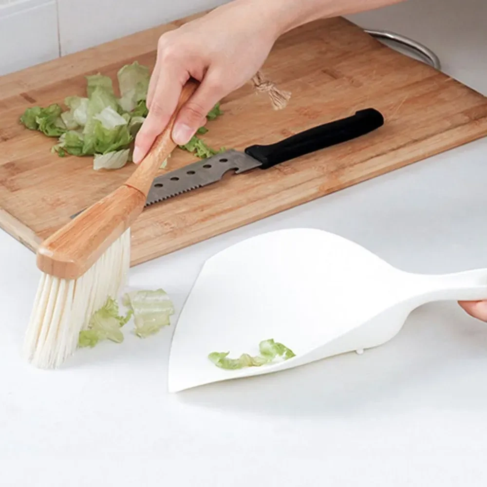 Kosona Bambu Kollü Minik Süpürge Ve Kova Seti - Yumuşak Telli, Klavye Ve Masa Temizliği, Taşınabilir, Asma Döşemi