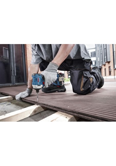 Bosch GSB 18V-45 + GDR 18V-215 + 2x4.0AH Set