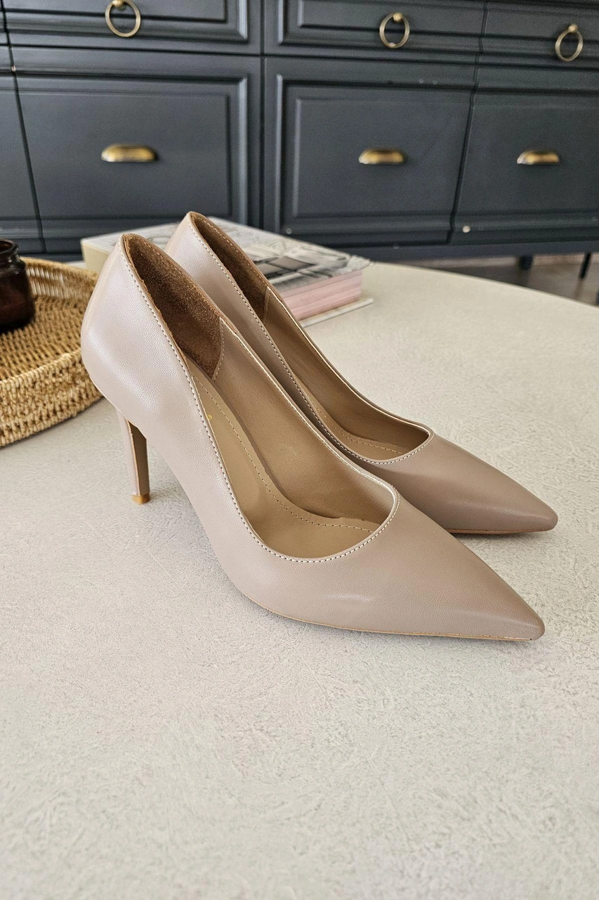 10 1814 Topukla Kadın İnce Topuklu Stiletto Ayakkabı Vizon