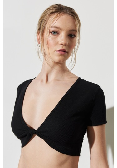 Regular Fit Normal Kesim V Yaka Siyah Crop Bluz Siyah