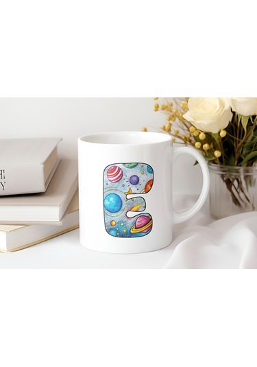 E Baş Harf Gezegen Desenli Kupa Bardak - Kişiye Özel Evren Temalı Kahve Çay Kupası - Gökyüzü Beyaz