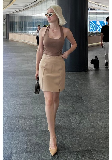 Madmext Bej Yüksek Bel Önden Yırtmaçlı Kısa Etek Mg2086 Bej