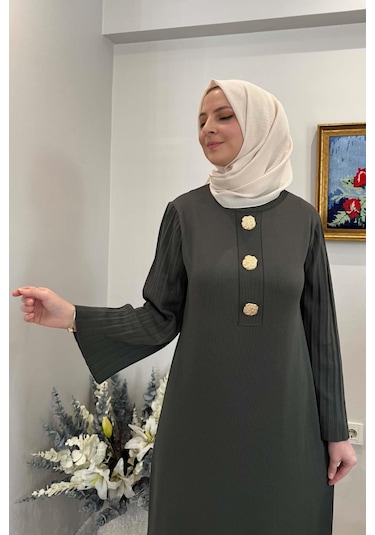 Banu Broşlu Triko Elbise Haki Normal