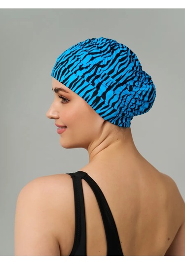 Havuz Ve Su Parkurundaki Kumaş Yüzme Bonesi 390223117 Açık Mavi